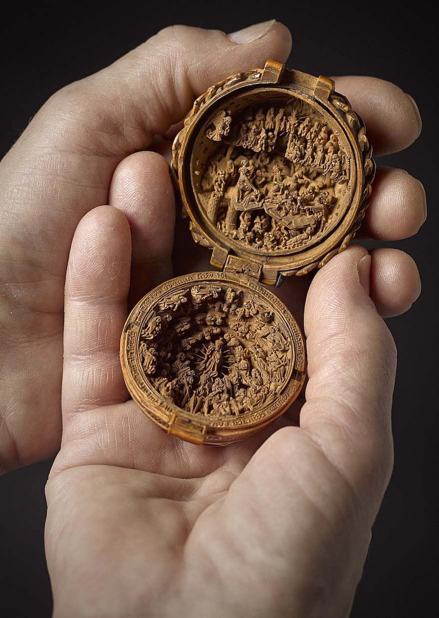 miniature-boxwood-carvings-elmaaltshift-1