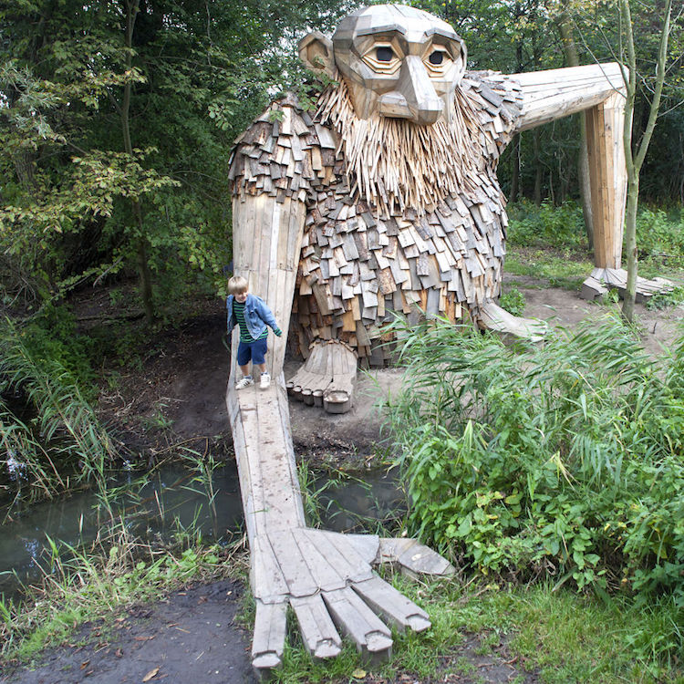 Giant Wood Sculptures-elmaaltshift-10